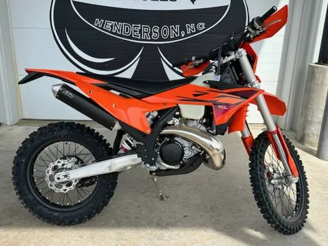 2026 KTM 300 XC-W — front three-quarter view