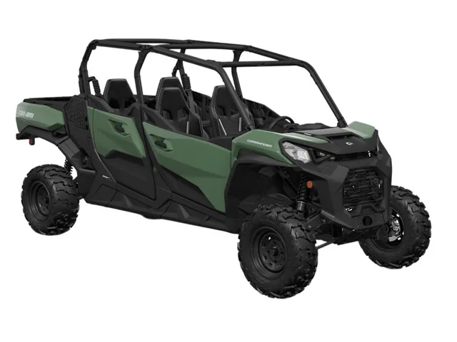 2026 Can-Am® Commander MAX DPS 700 — front three-quarter view