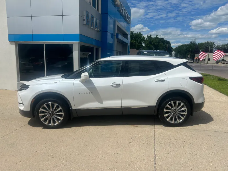 2024 Chevrolet Blazer Premier — front three-quarter view