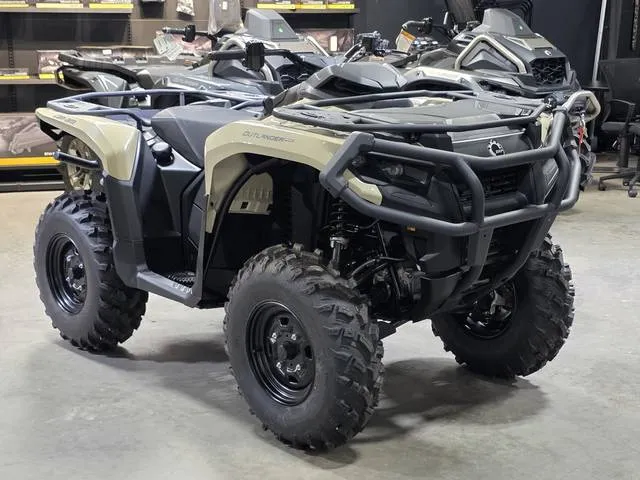 2026 Can-Am® Outlander Pro HD5 — front three-quarter view