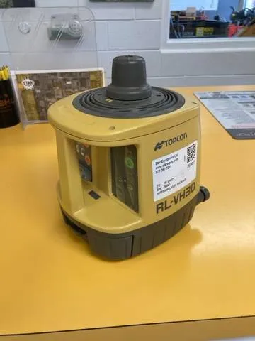 2008 Topcon RL-VH3D — front three-quarter view