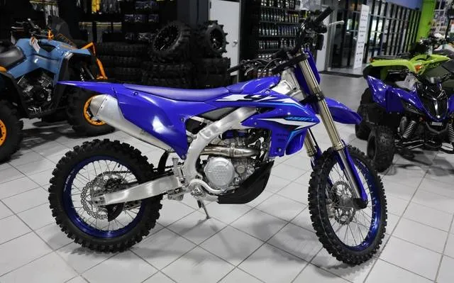 2026 Yamaha YZ450FX — front three-quarter view