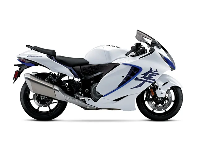 2026 Suzuki Hayabusa — front three-quarter view