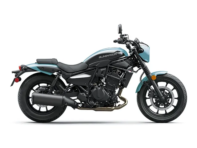 2025 Kawasaki Eliminator® SE ABS — front three-quarter view