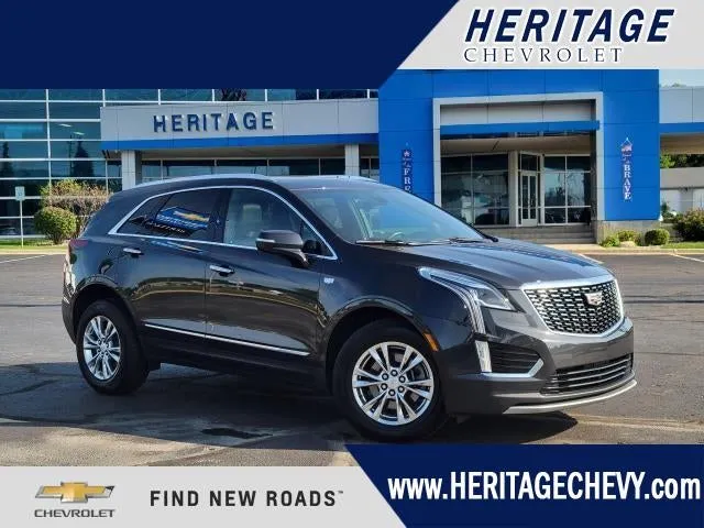 2020 Cadillac XT5 Premium Luxury AWD in Manhattan Noir Metallic — front three-quarter view