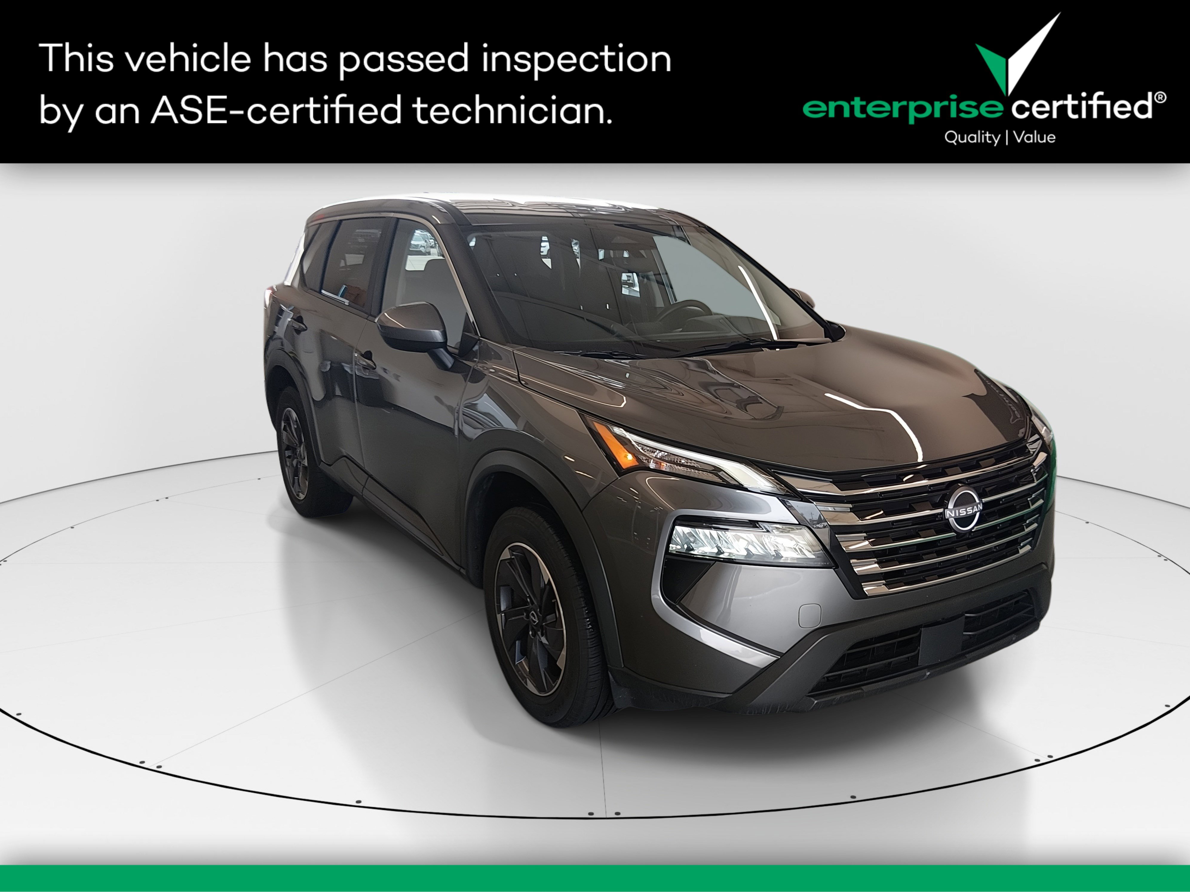2025 Nissan Rogue FWD SV — front three-quarter view