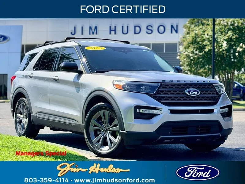 2023 Ford Explorer XLT CERTIFIED NAVI CO PILOT 360 ASST + in Silver Metallic — front three-quarter view