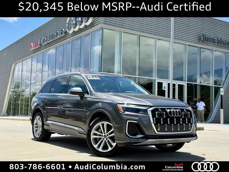 2025 Audi Q7 55 Premium Plus quattro in Samurai Gray Metallic — front three-quarter view