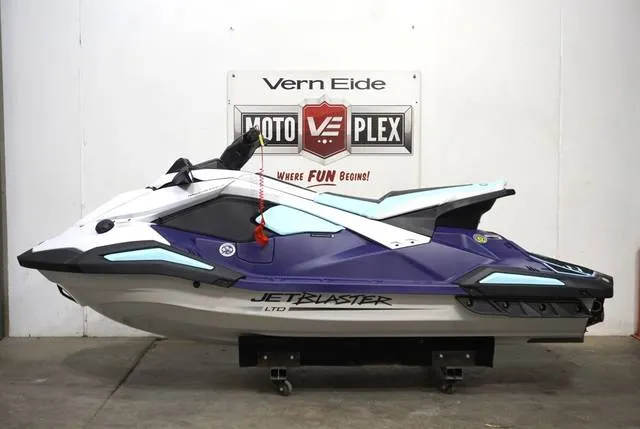 2025 Yamaha Jetblaster LTD — front three-quarter view