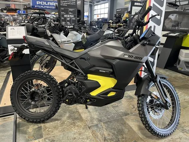 2025 Can-Am® Origin Carbon Black — front three-quarter view