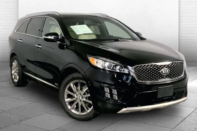 2016 Kia Sorento SXL in Ebony Black — front three-quarter view