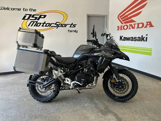 2021 Benelli TRK502X — front three-quarter view