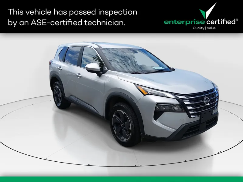 2024 Nissan Rogue AWD SV — front three-quarter view