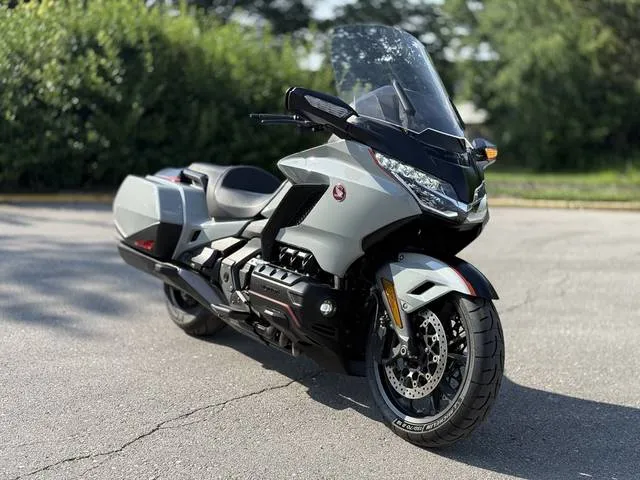2021 Honda® Gold Wing Automatic DCT — front three-quarter view