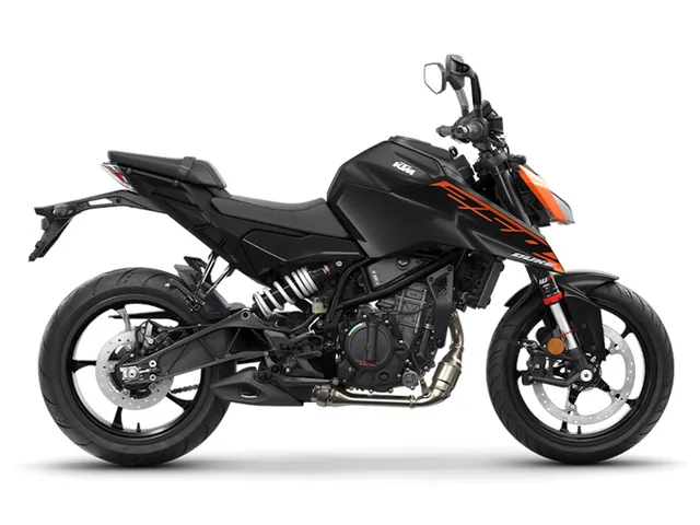 2026 KTM 250 Duke — front three-quarter view