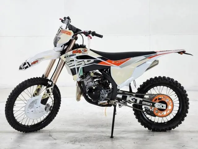 2021 Kayo KT 250 — front three-quarter view