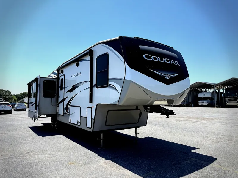 2022 Keystone Cougar — front three-quarter view