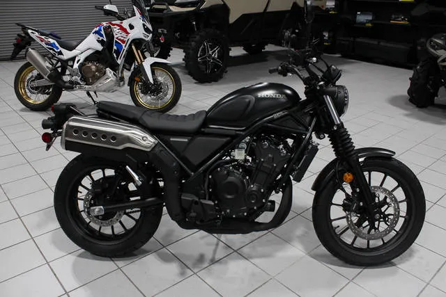 2026 Honda® SCL500 — front three-quarter view