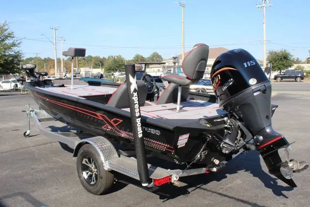 2026 Xpress H18 — front three-quarter view
