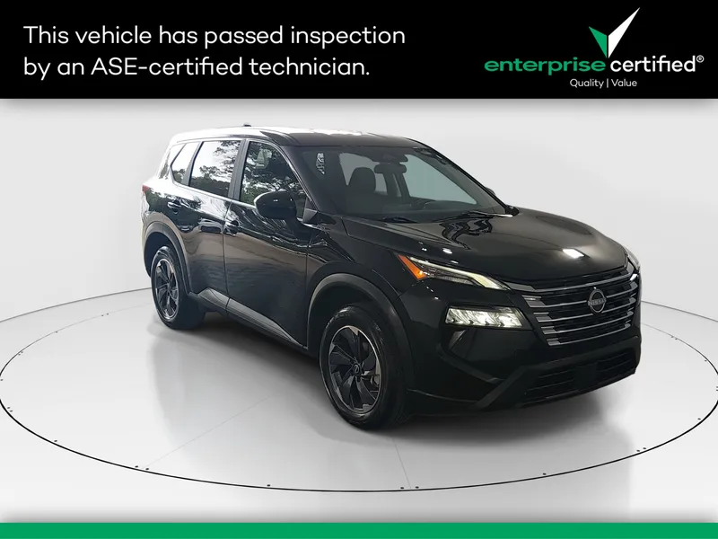 2024 Nissan Rogue FWD SV — front three-quarter view