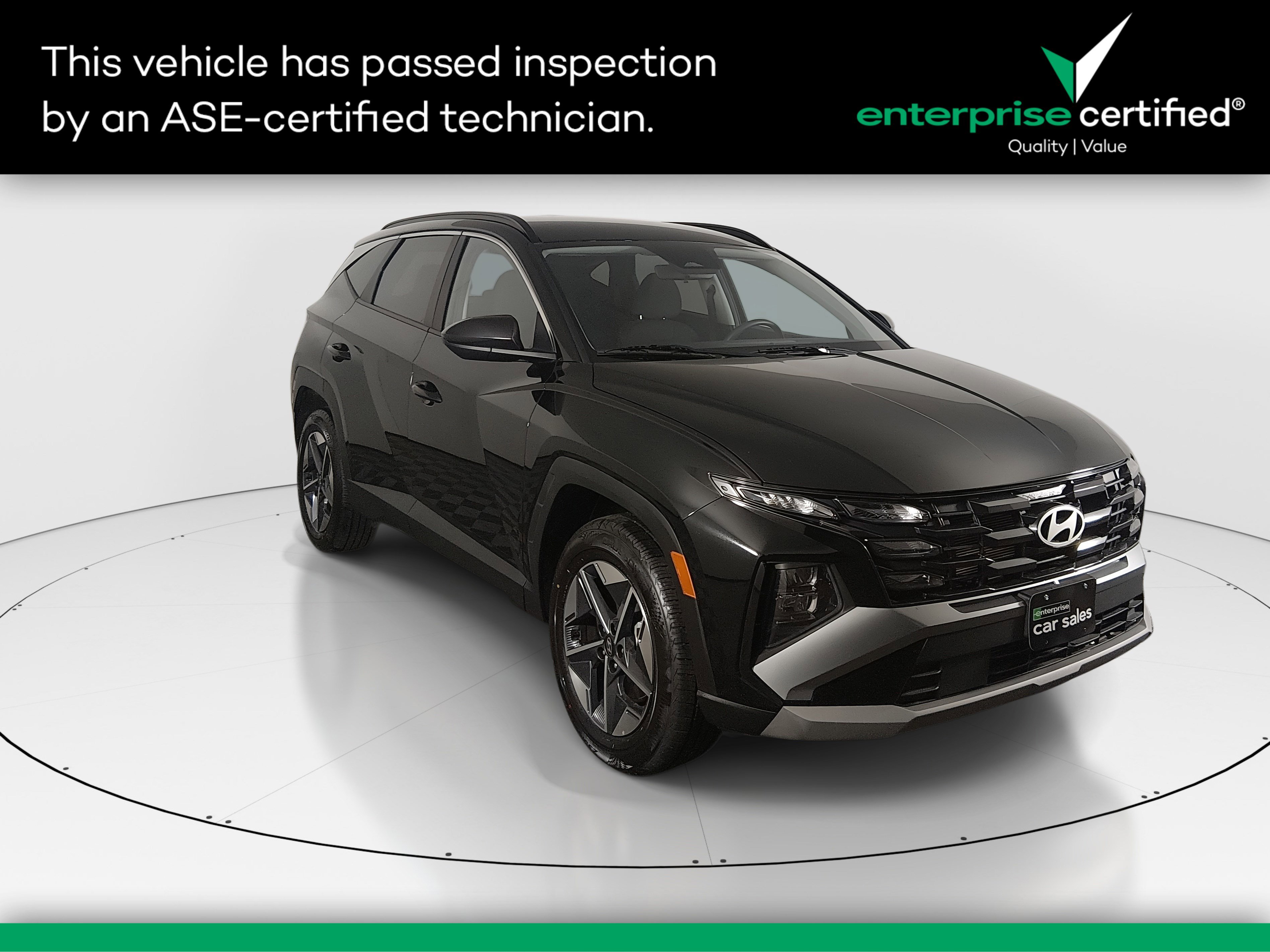 2025 Hyundai Tucson SEL AWD — front three-quarter view