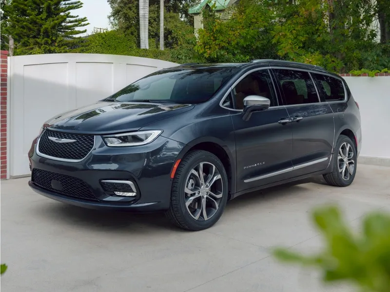 2021 Chrysler Pacifica Touring L in Velvet — front three-quarter view
