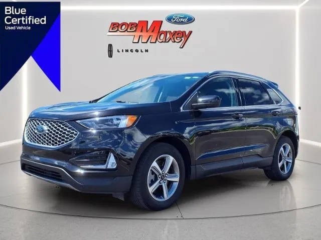 2024 Ford Edge SEL in Agate Black Um — front three-quarter view