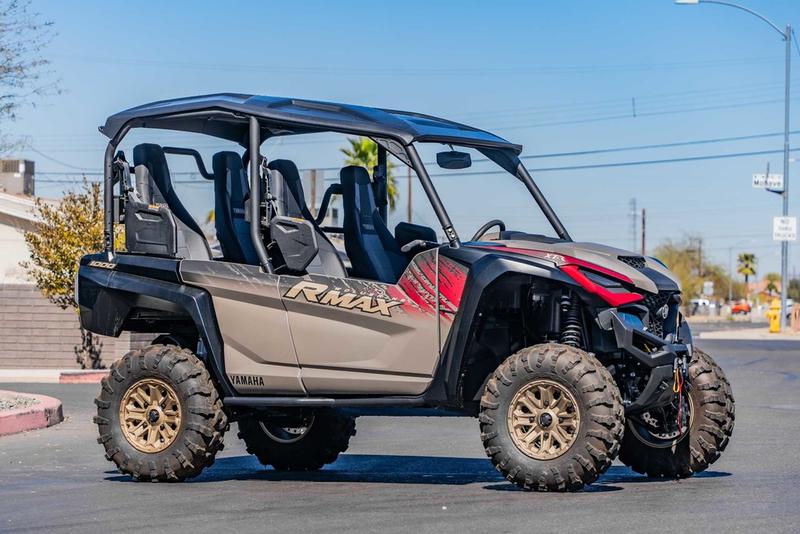 2024 Yamaha Wolverine RMAX4 1000 XT-R — front three-quarter view