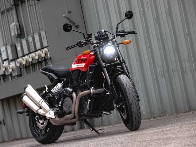 2024 Indian Motorcycle® FTR Indy Red/Black — front three-quarter view