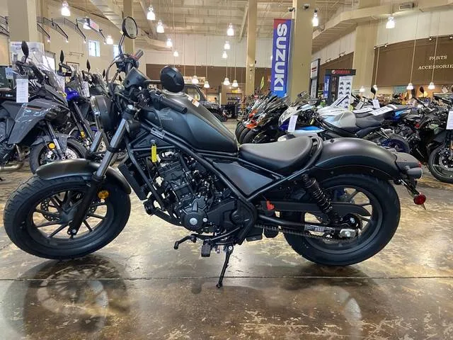 2026 Honda® Rebel 300 E-Clutch — front three-quarter view