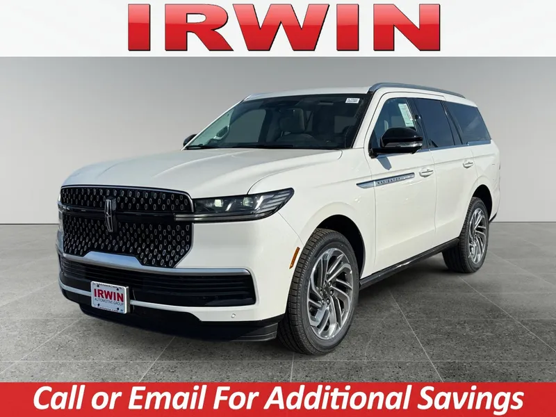 2026 Lincoln Navigator Reserve in White — front three-quarter view