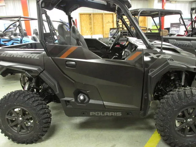 2026 Polaris® General XP 1000 Ultimate — front three-quarter view