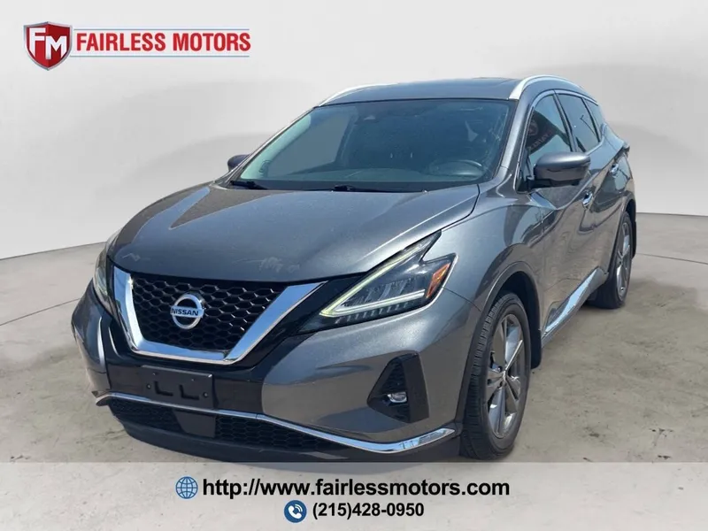 2019 Nissan Murano Platinum AWD 4dr SUV in Gun Metallic — front three-quarter view