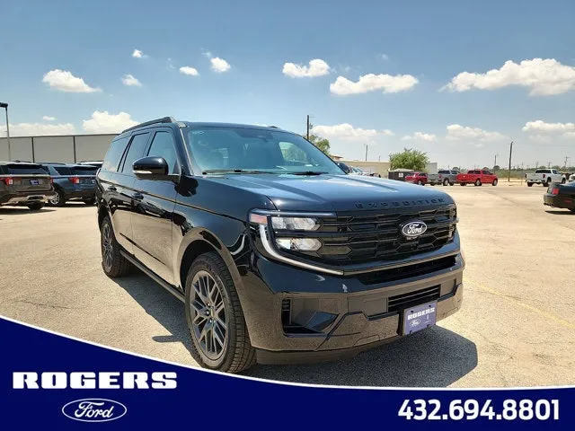 2027 Ford Expedition Platinum in Black Metallic — front three-quarter view