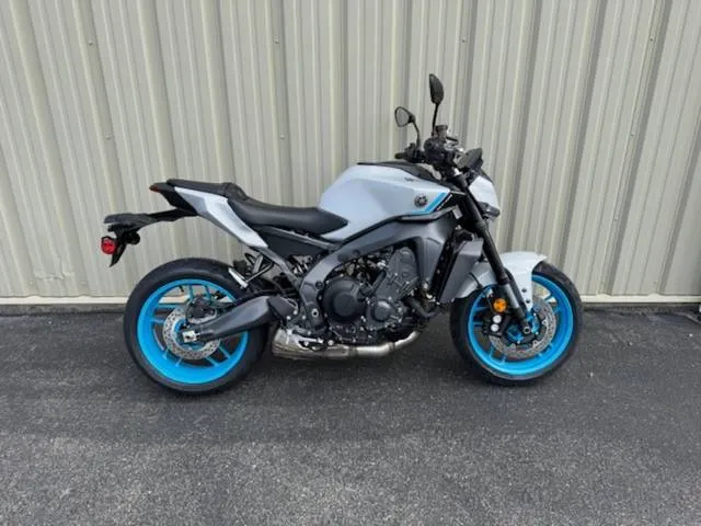 2026 Yamaha MT-09 — front three-quarter view