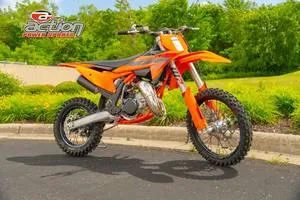 2026 KTM 85 SX 17/14 — front three-quarter view