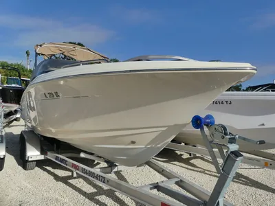 2023 Scout 215 Dorado