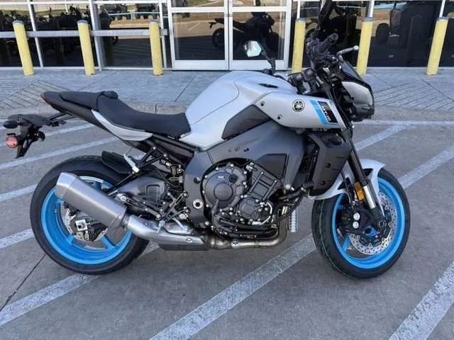 2026 Yamaha MT-10 — front three-quarter view