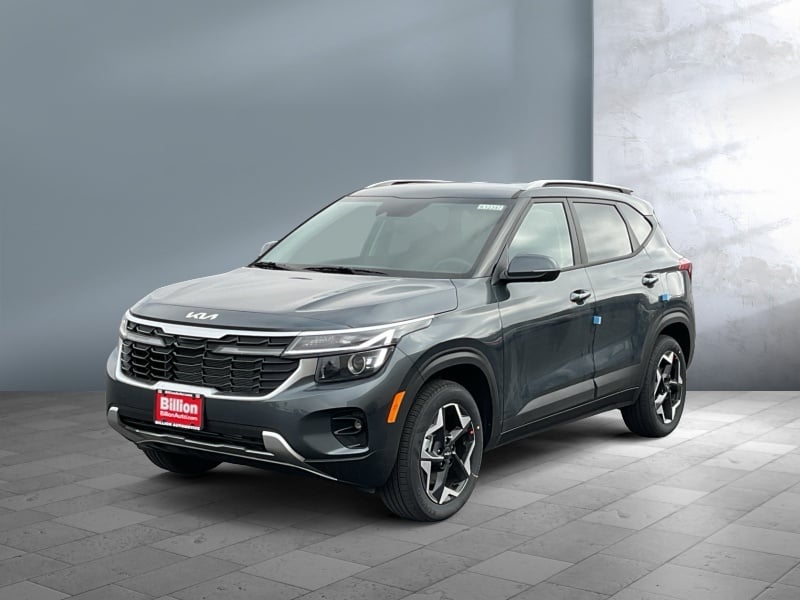 2026 Kia Seltos — front three-quarter view