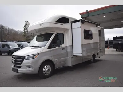 2027 Winnebago View