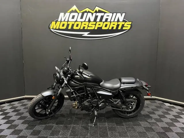 2026 Kawasaki Eliminator® — front three-quarter view