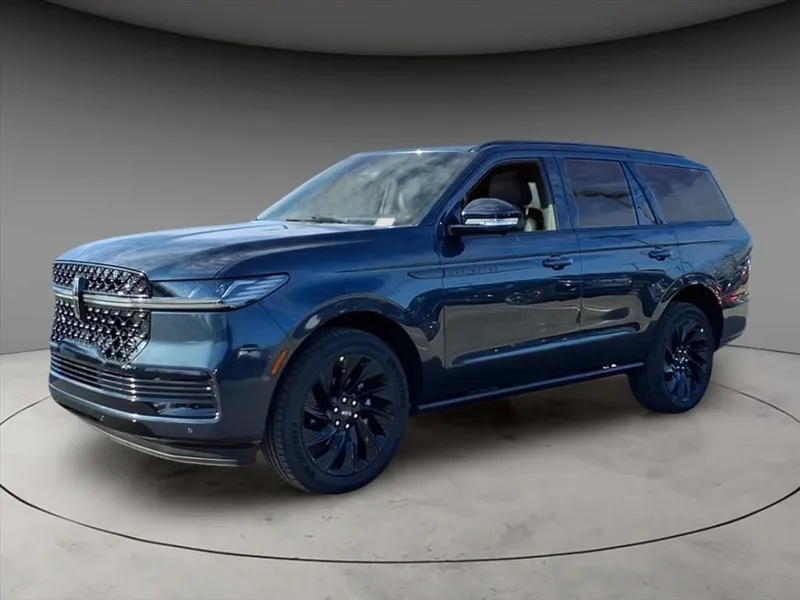 2025 Lincoln Navigator Reserve in Blue Metallic — front three-quarter view
