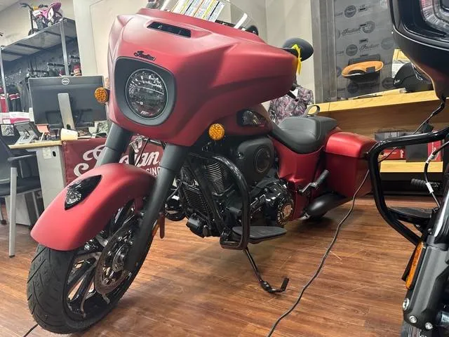 2025 Indian Motorcycle® Chieftain® Black Metallic — front three-quarter view