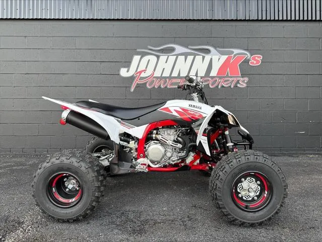 2026 Yamaha YFZ450R — front three-quarter view