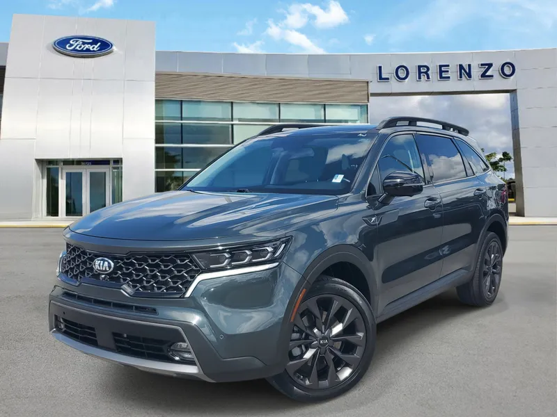 2021 Kia Sorento SX Prestige X-Line 4WD in Aruba Green — front three-quarter view