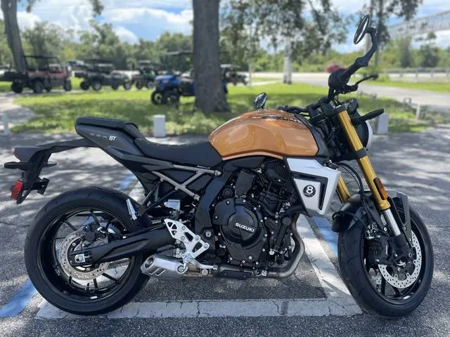 2026 Suzuki GSX-8T — front three-quarter view