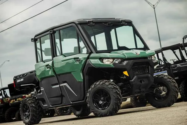 2026 Can-Am® Defender MAX DPS CAB HD10 — front three-quarter view