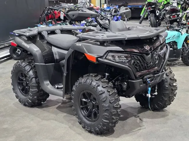 2025 CFMOTO CFORCE 600 — front three-quarter view