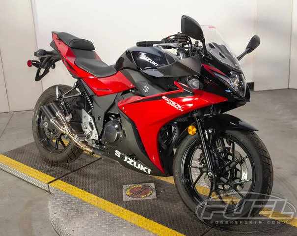 2024 Suzuki GSX250R ABS — front three-quarter view
