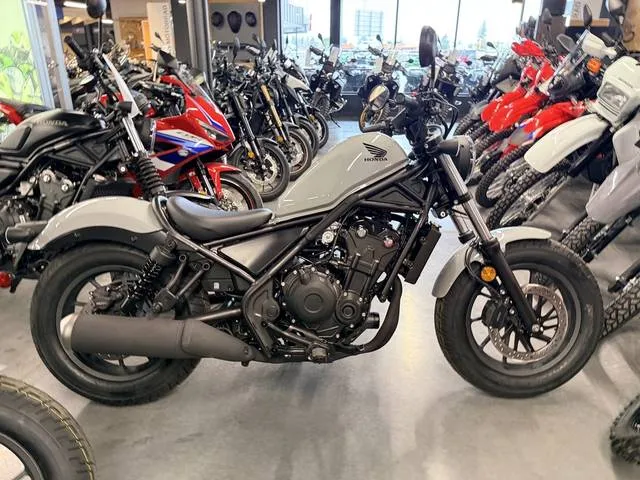 2026 Honda® Rebel 500 — front three-quarter view